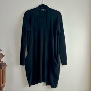 Theory • Rib Sleeve Soft Cashmere‎ Cardigan in Black